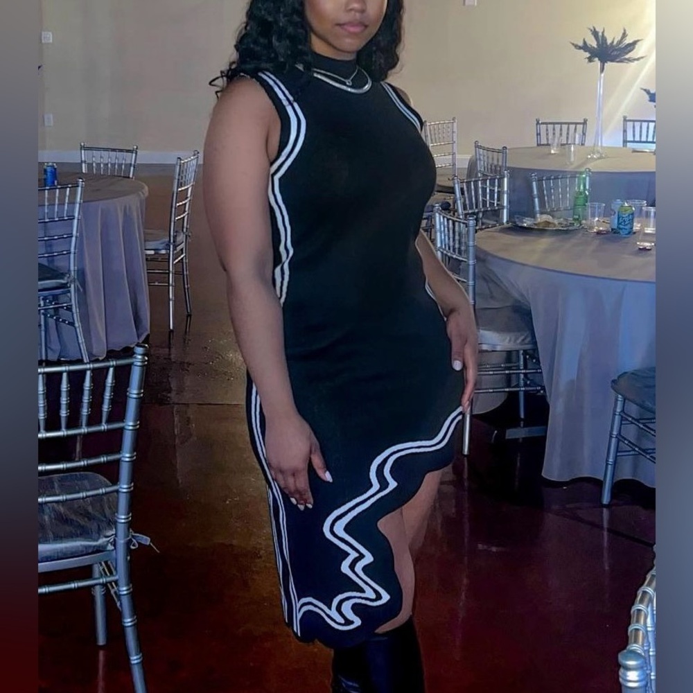 Sleeveless Black White Dress W/ Swirl Hem